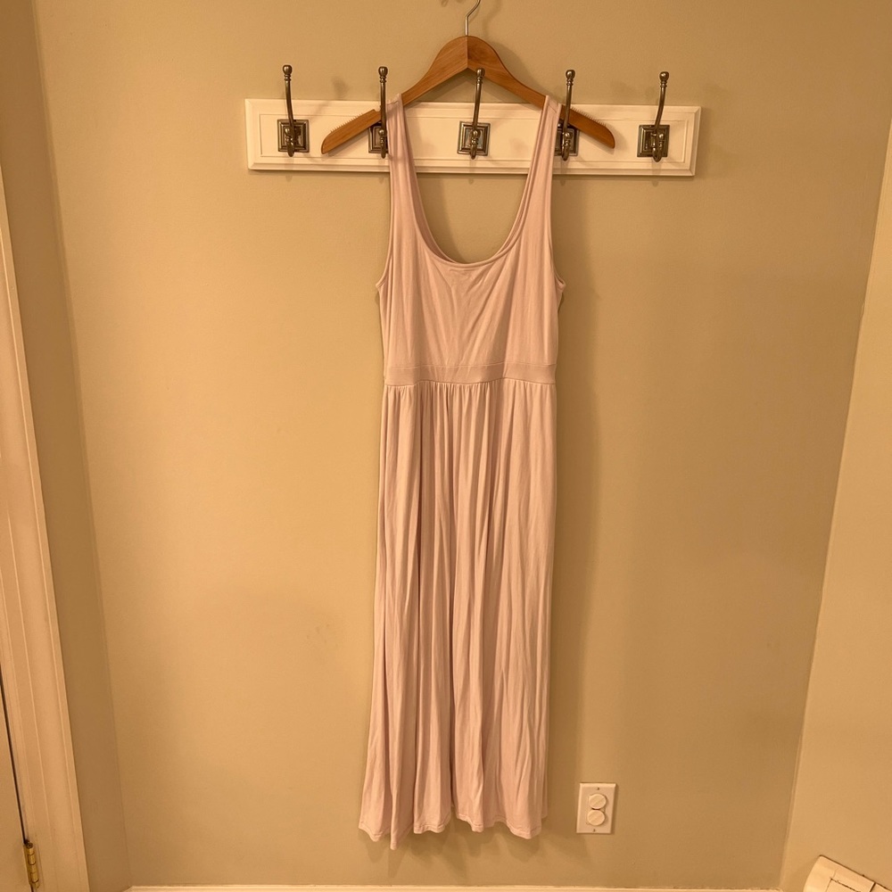 Aritzia | Wilfred Free | Midi Dress